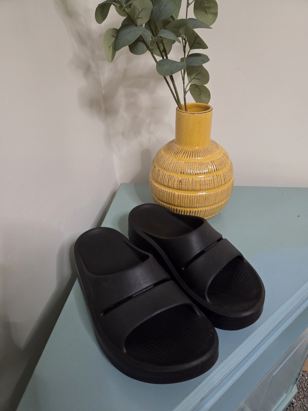 OOFOS Black Platform Slide Clogs - Picture 3 of 4